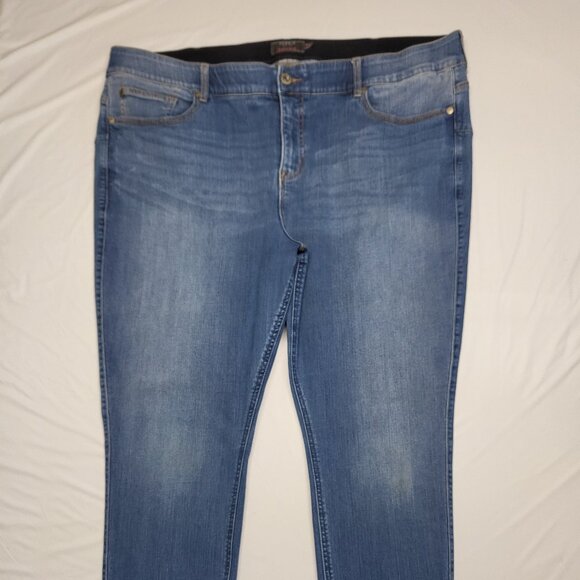 Torrid Jeans Womens 24R Plus Bombshell Skinny Premium Stretch Tummy Panel 44X27 - Picture 2 of 16